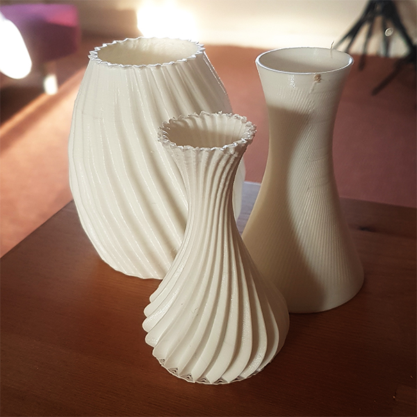 Download Designing A Spiralized Vase In Hexagon 2 For 3d Printing 6 Gentleman Crafter Yellowimages Mockups